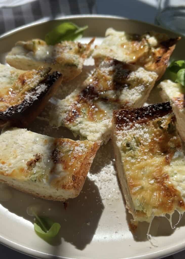 cheesy garlic bread appetizer