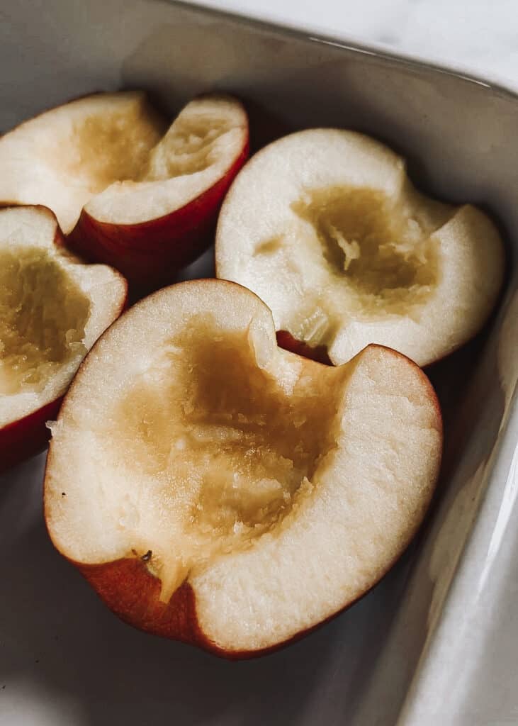 sliced apples for apple crumble