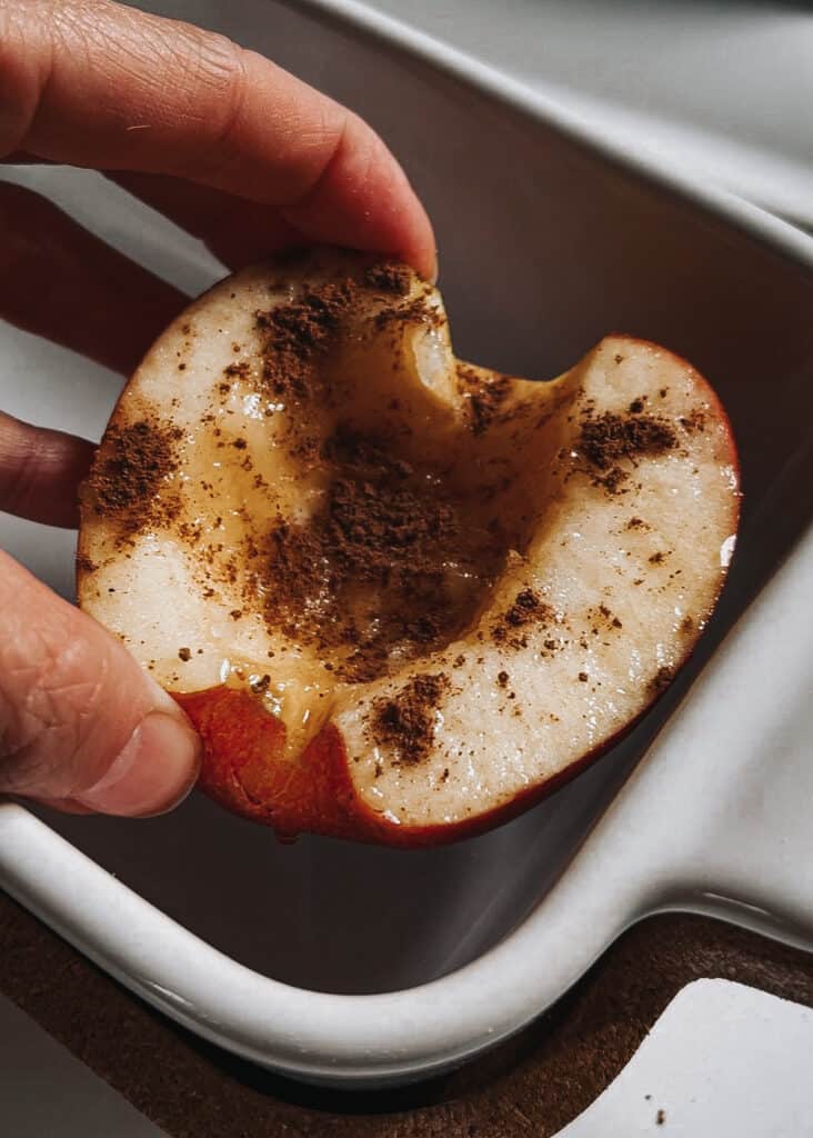 apples with pumpkin spice