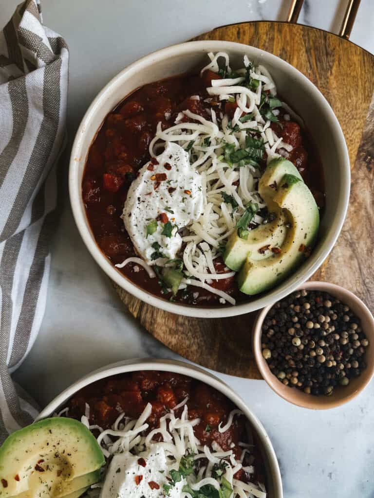 healthy chili with turkey and beans