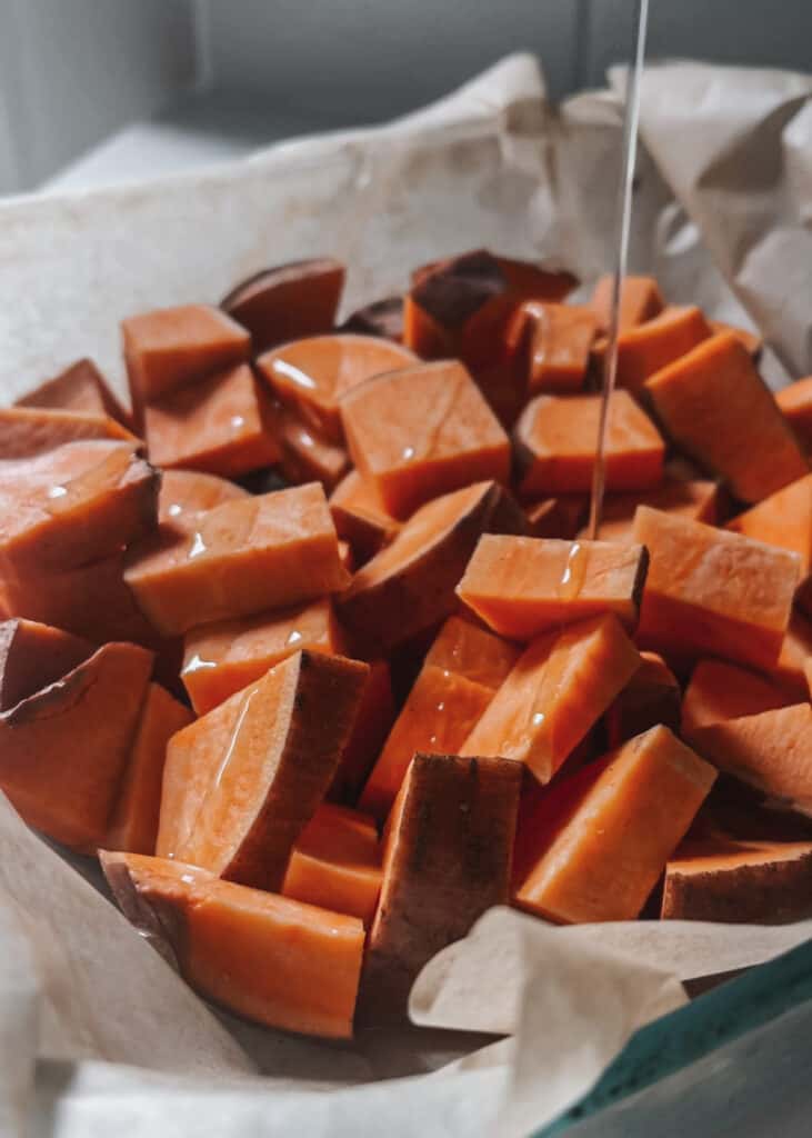 Sweet potatoes with oil and maple syrup