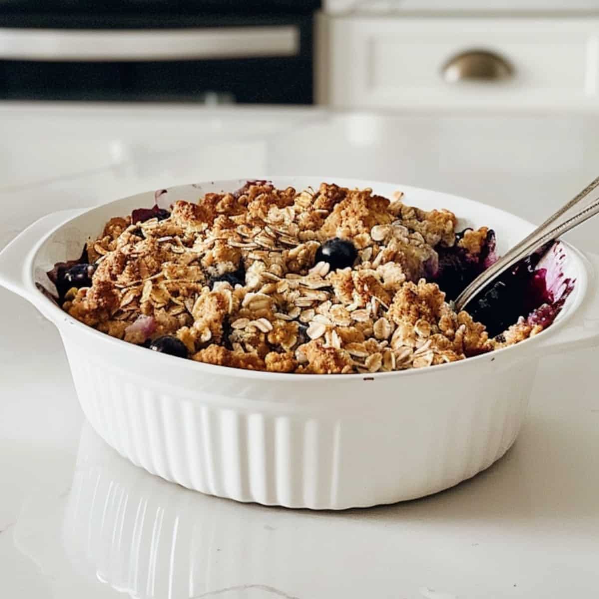 vegan berry crumble