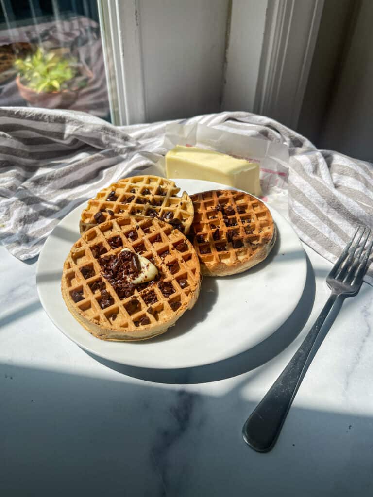 vegan gluten free chocolate chip waffles