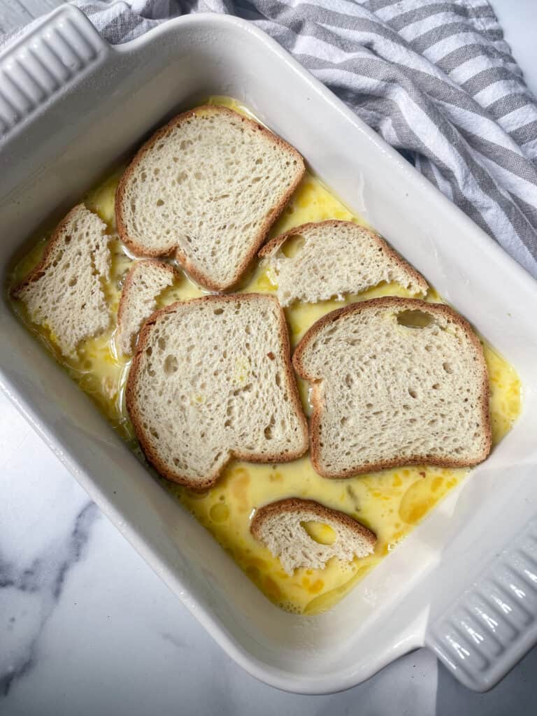 breakfast casserole with eggs and gluten free bread
