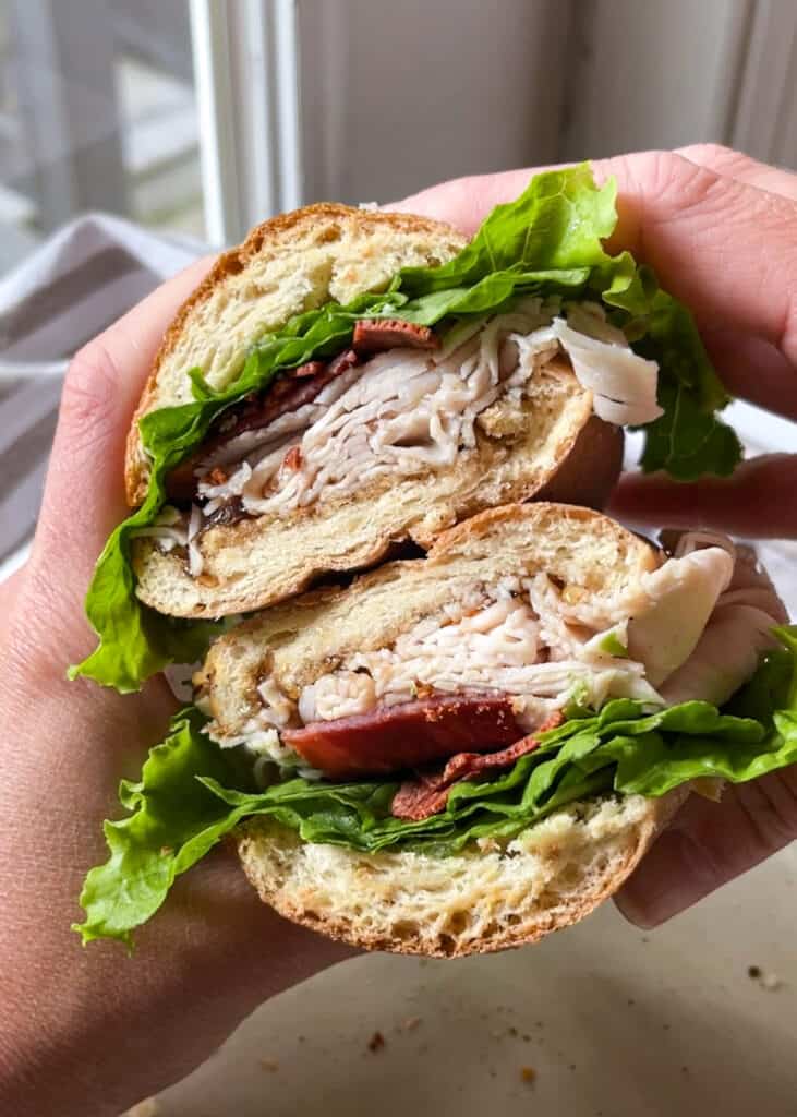 gluten free sandwich with turkey