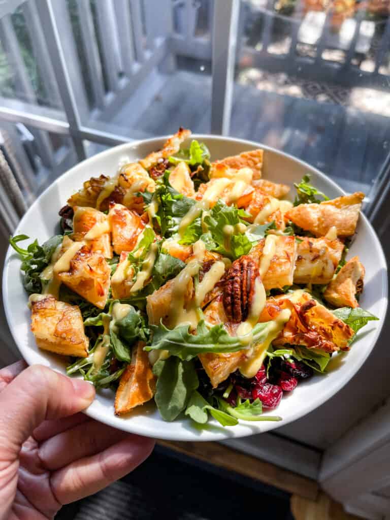 Honey Mustard Salad With Pizza Croutons