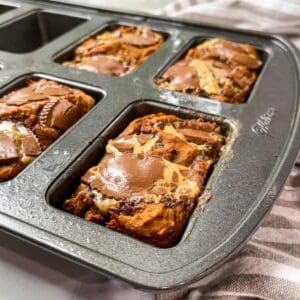 mini vegan pumpkin chocolate chip breads