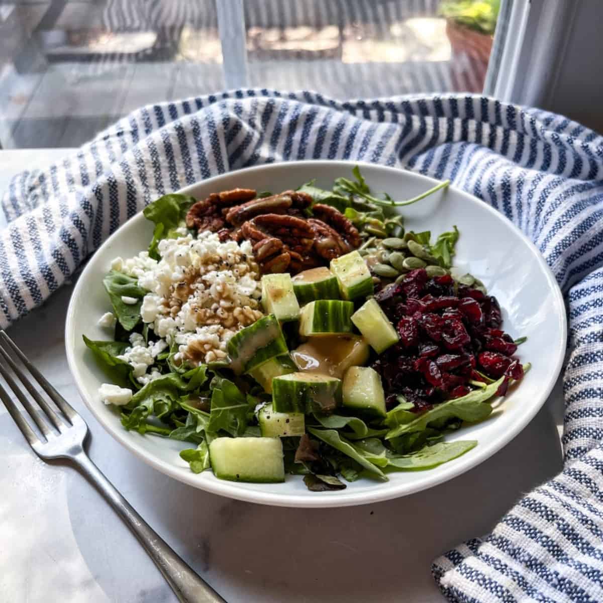 salad with candied pecans