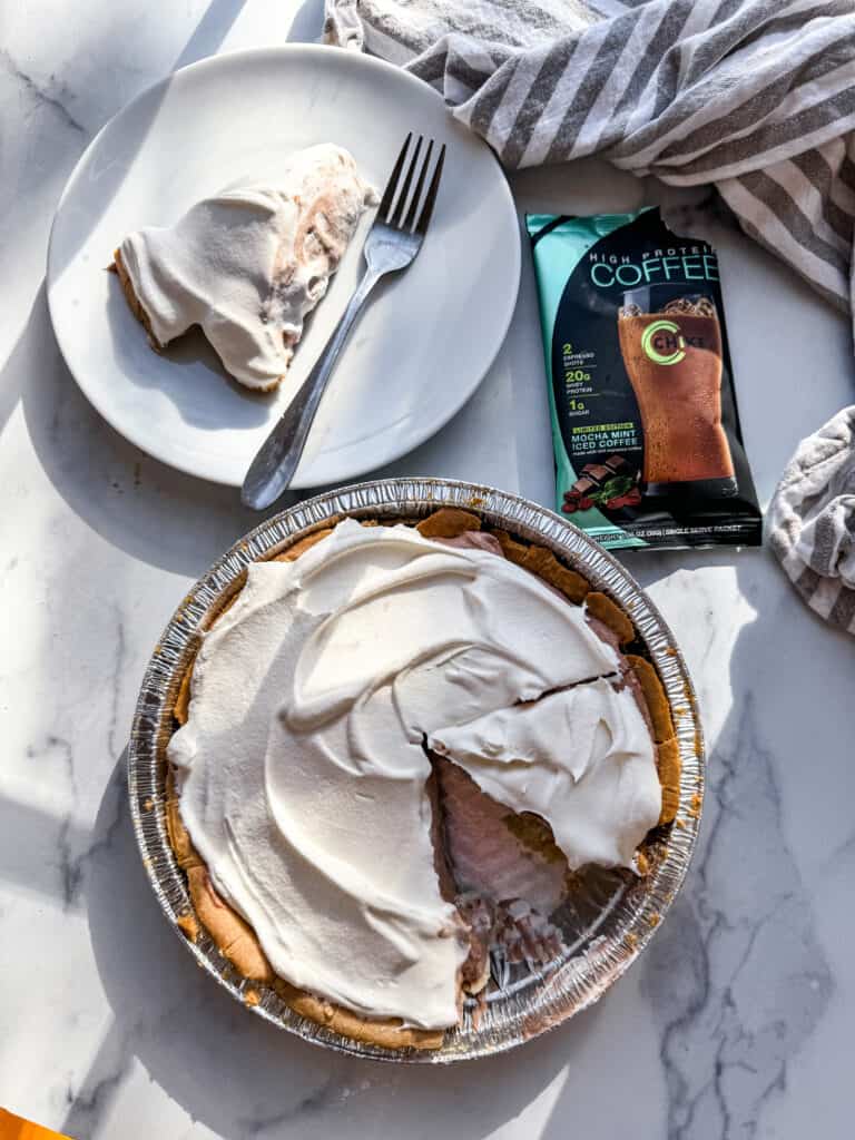 No Bake Chocolate Pie