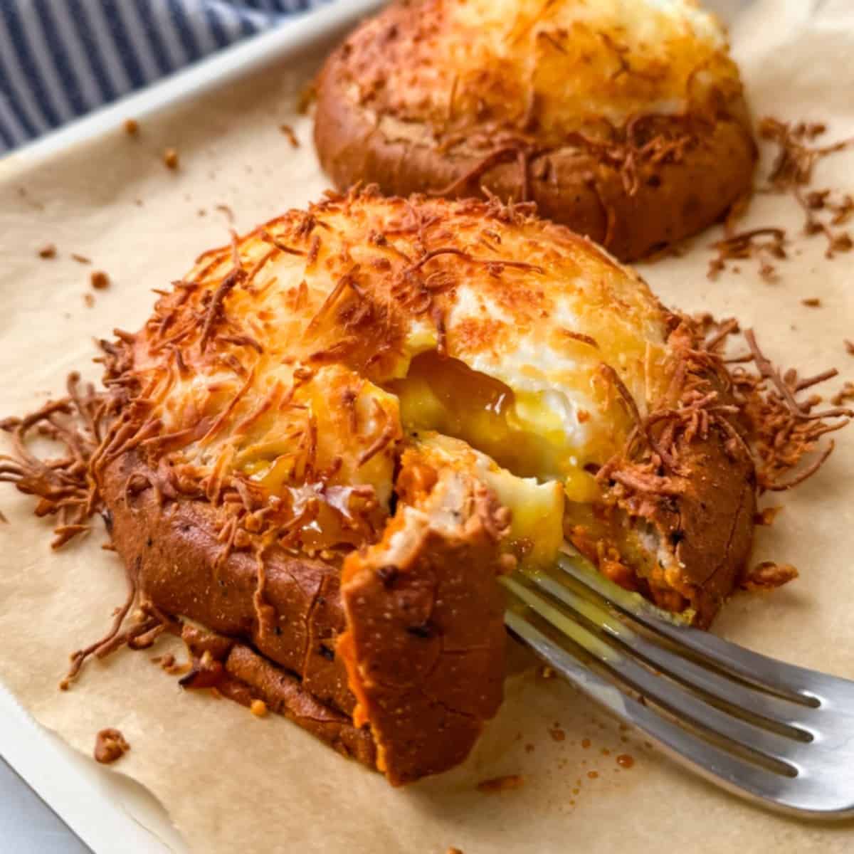 egg in a hole air fryer