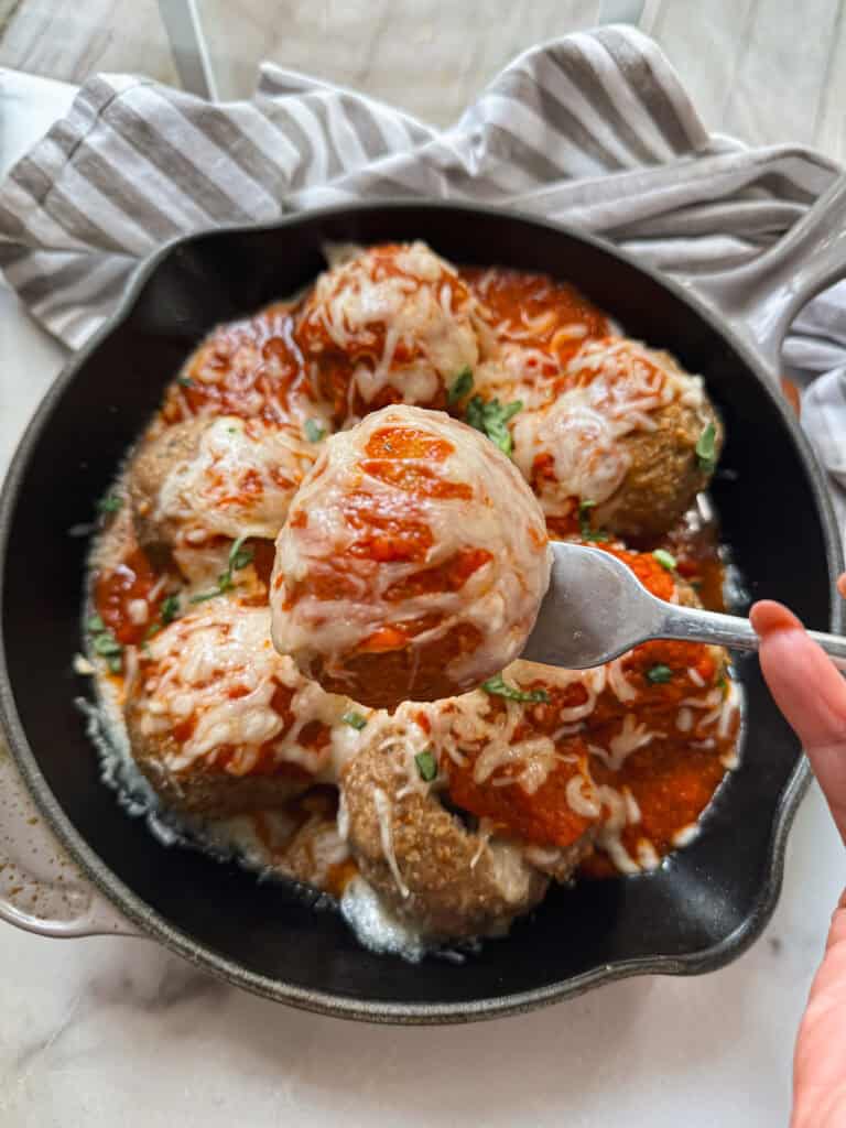 mozzarella stuffed meatballs