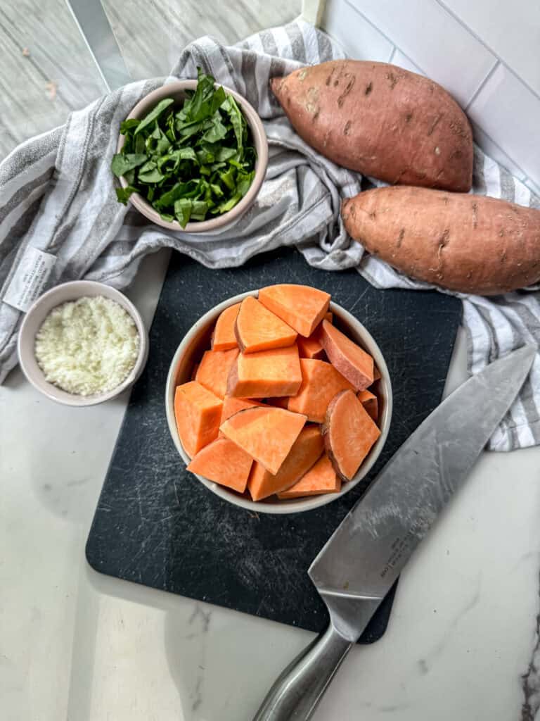 Tuscan Tortellini Soup