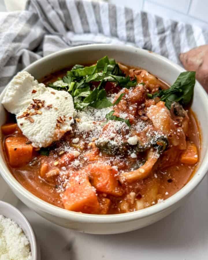 Tuscan Tortellini Soup