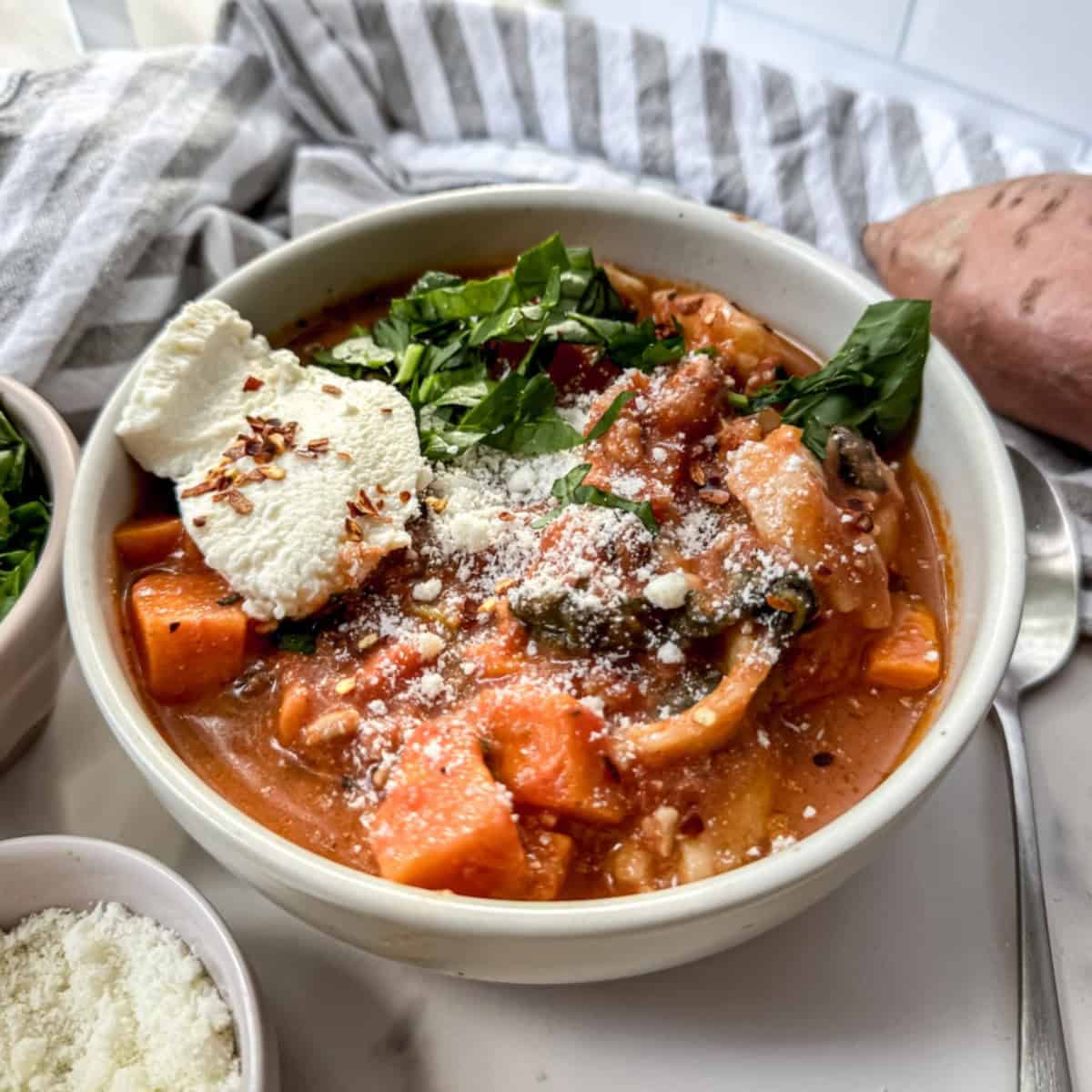 Tuscan Tortellini Soup