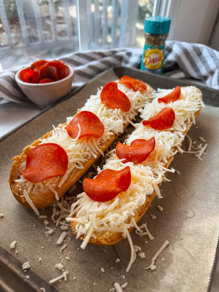 french bread pizza in the air fryer, air fryer french bread pizza