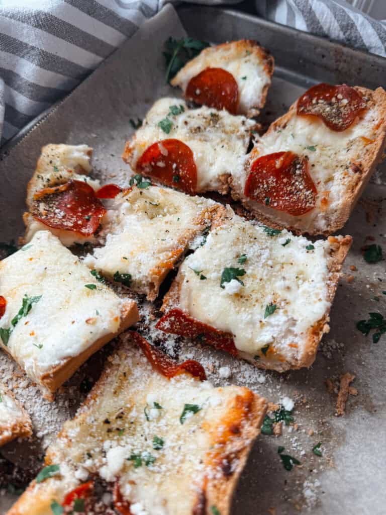 french bread pizza in the air fryer, air fryer french bread pizza