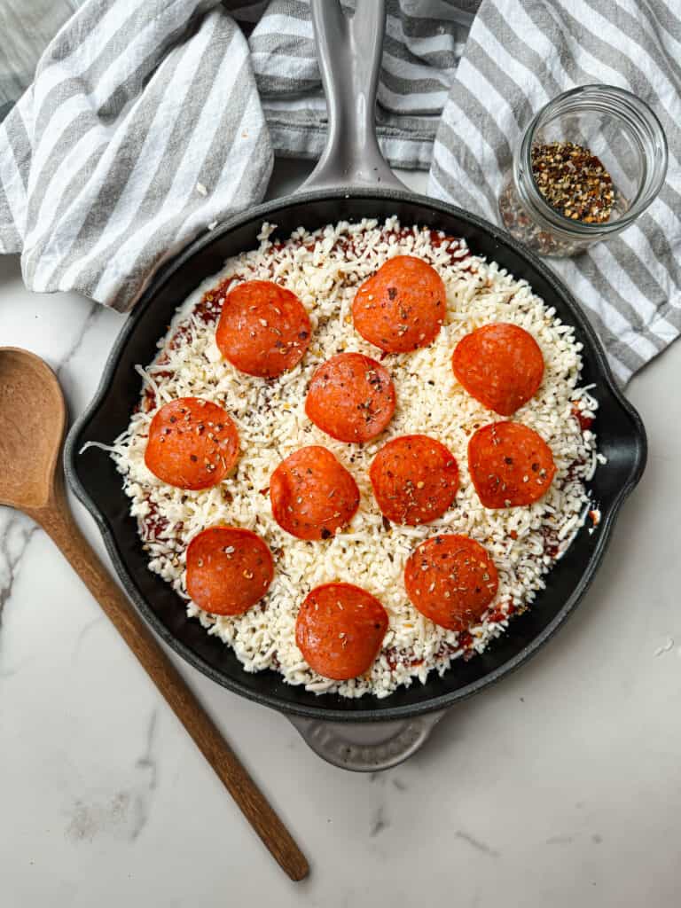 pizza dip with pepperoni, gluten free dip