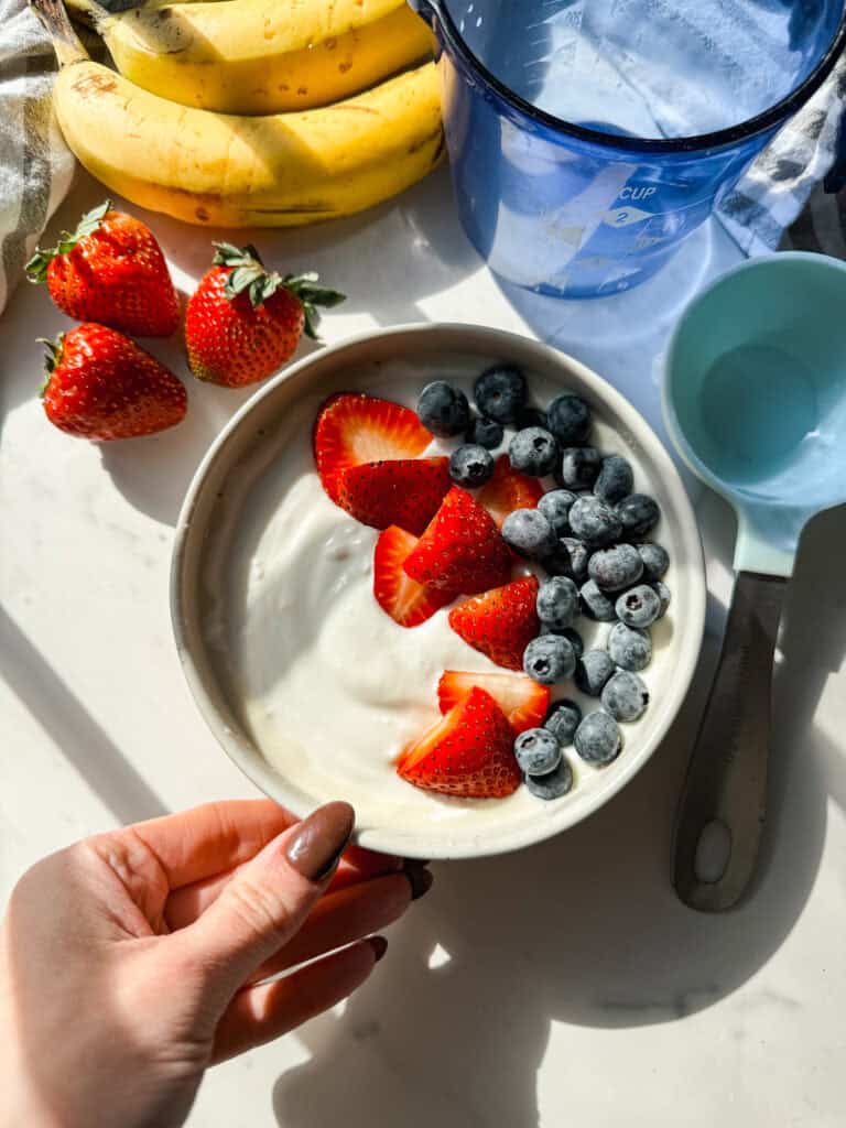 blueberry smoothie bowl