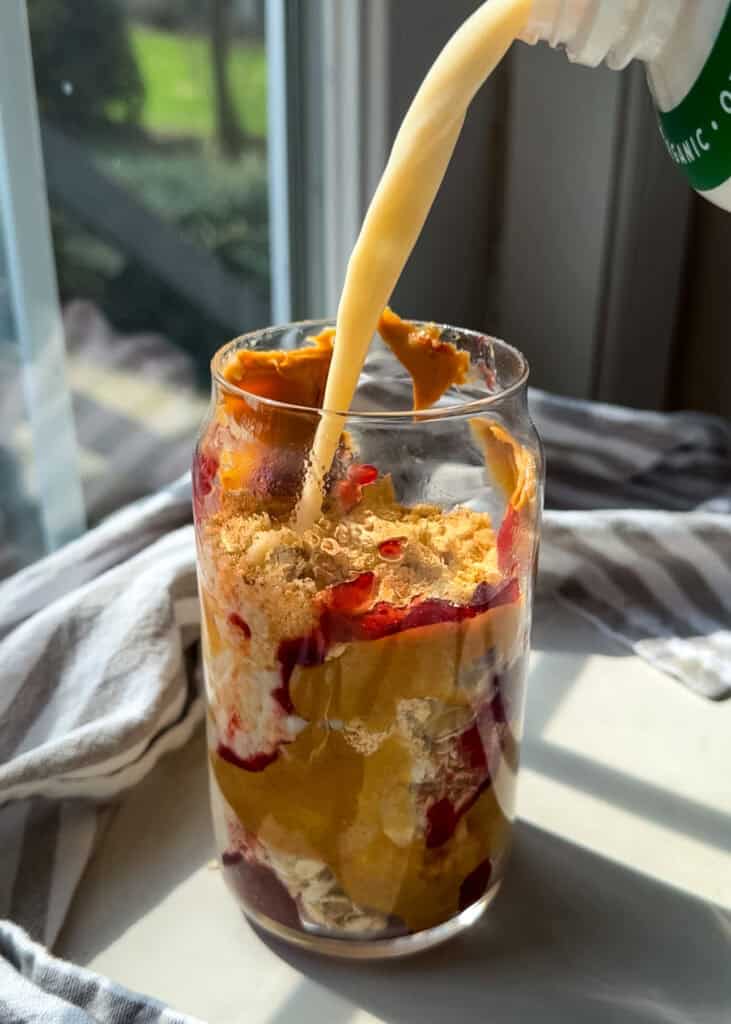 peanut butter and jelly overnight oats